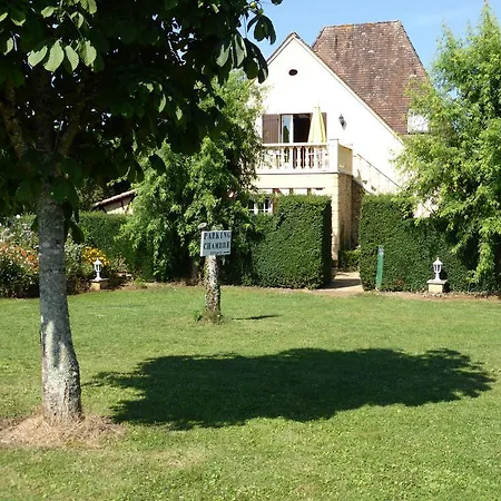 Chambres D'hotes La Ratonette Bed & Breakfast *